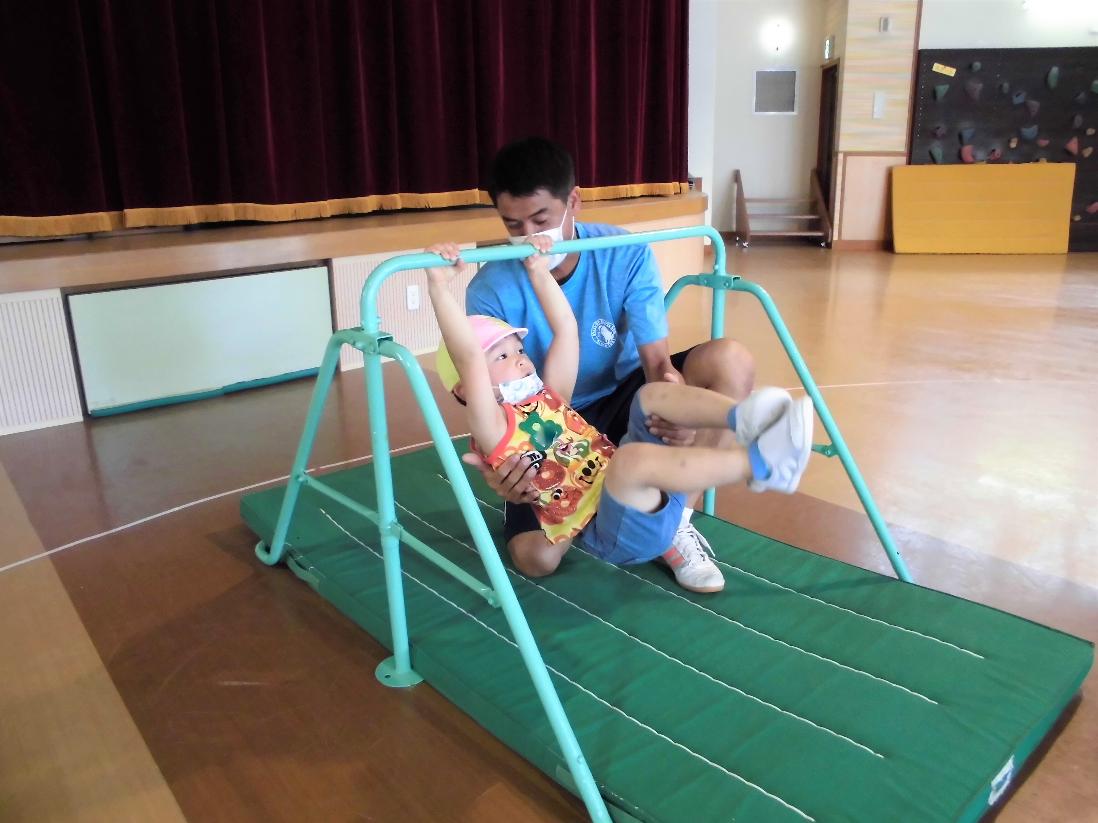 体操の先生と遊ぼう！ - つくし幼稚園