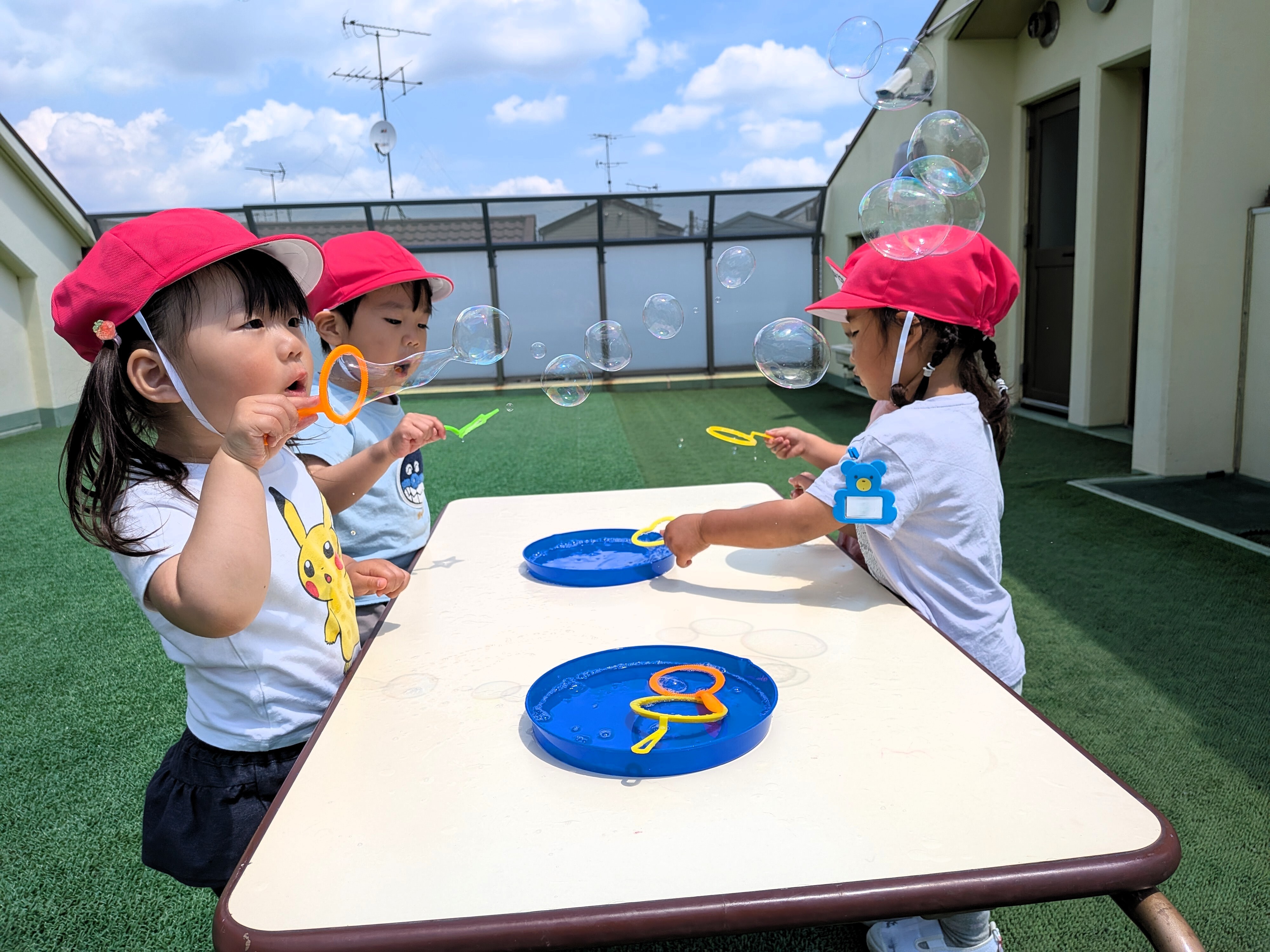 R8しゃぼん玉５